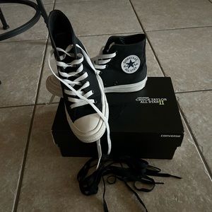 Chuck Taylor All Star 2- high top black converse
